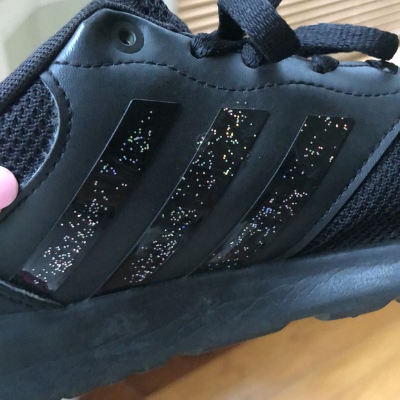 Black adidas sneakers - Picture 5 of 5